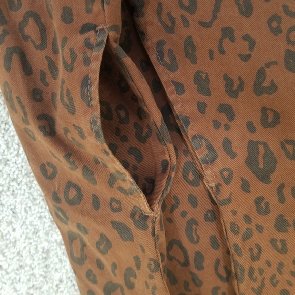 Universal Thread Leopard Print Dress - Picture 7 of 9